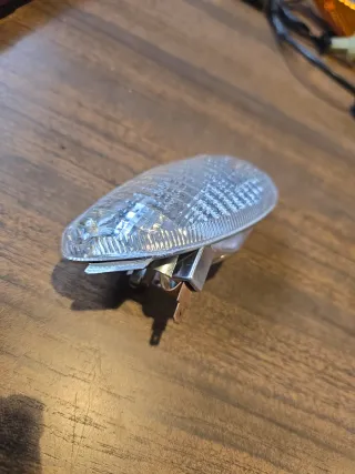 Intermitente trasero derecho TYPHOON 50 usado