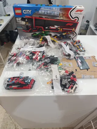 Lego City Formula 1 Camión 60445