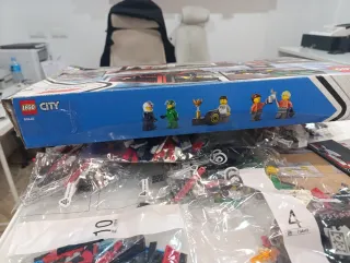 Lego City Formula 1 Camión 60445