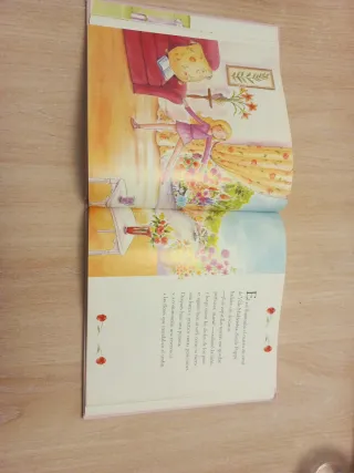 Princesa Poppy. Cuentos con sorpresa (Castellan...