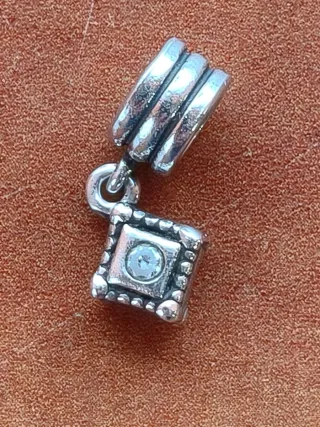 Charm Pandora in Argento Design Romboidale