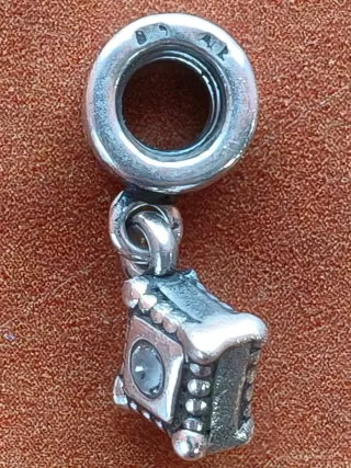 Charm Pandora in Argento Design Romboidale