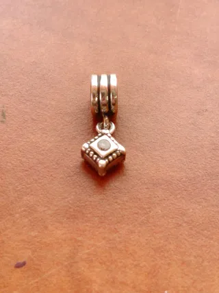 Charm Pandora in Argento Design Romboidale