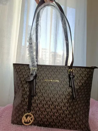 Bolso Marrón y Dorado