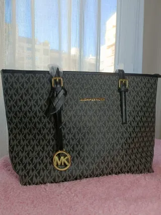 Bolso Marrón y Dorado