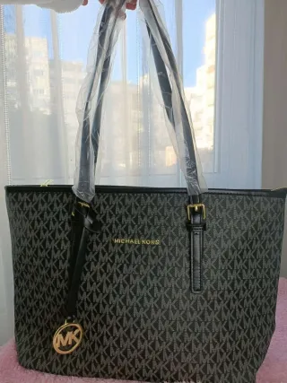 Bolso Marrón y Dorado