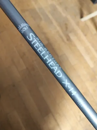 Hierro 4 Callaway Steelhead X14 grafito regular