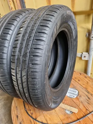 Sevende 2 Neumáticos en perfecto estado