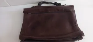 Antigua cartera de piel