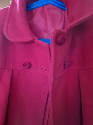 Abrigo rojo niña talla 3 navidad