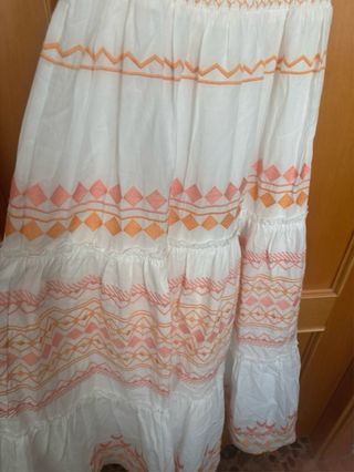 Vestido largo blanco y naranja