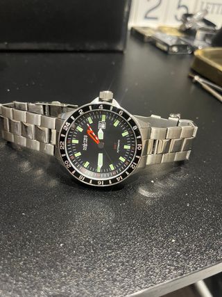 Reloj Nautic No Limit Racing 2 GMT automatico 100M