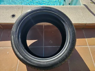 Hankook V12 EVO2 255/45ZR19 104Y XL