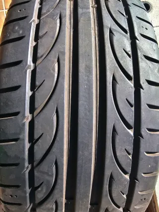 Hankook V12 EVO2 255/45ZR19 104Y XL