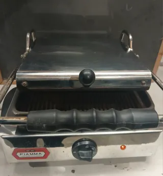 Sandwichera grill Fiamma industrial hostelería