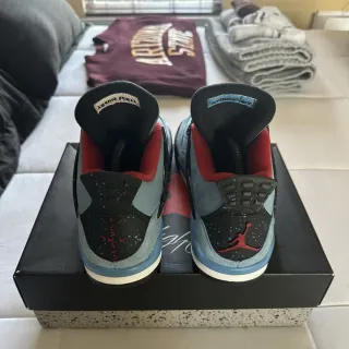Jordan 4 Travis Scott Talla 42