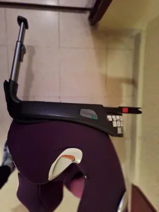 Silla de coche Cybex rosa y morado