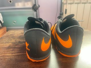 Botas de fútbol Nike niño naranja talla 36