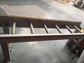 Mesa de rodillos para sierra