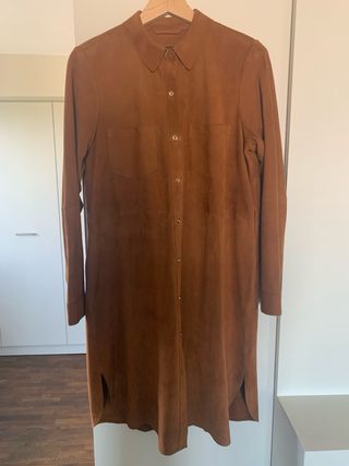 Vestido Uterqüe ante piel camel Talla M