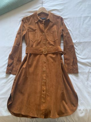 Vestido Uterqüe ante piel camel Talla M