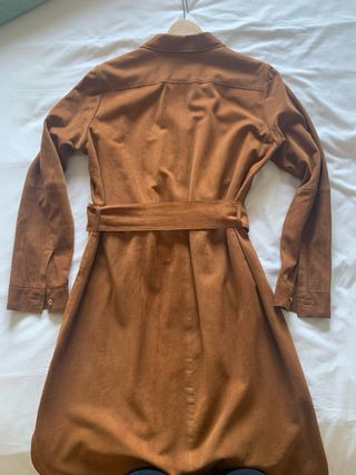 Vestido Uterqüe ante piel camel Talla M