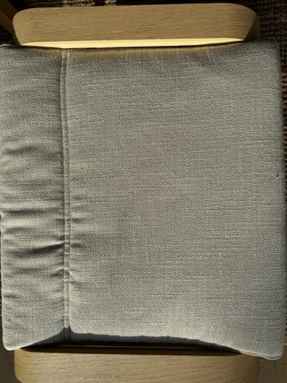 Sillón butaca Ikea Poäng con reposapiés