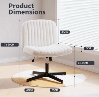 Silla de oficina marrón patas negras.