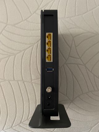 Router Netgear CG3100D