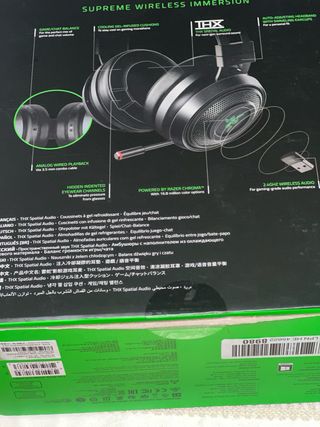 Auriculares Razer Negros.No lleva USB.