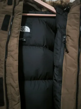 Chaqueta The North Face Marrón Negra