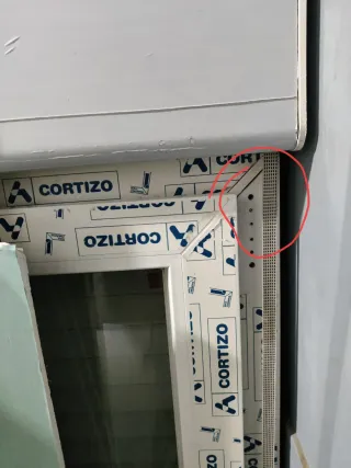 Ventana PVC Oscilobatiente Cortizo 70x140