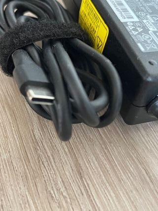 Cargador Chicony USB-C 45W A18-045N1A