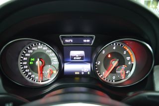 Mercedes-Benz GLA 200 CDI URBAN - 2015