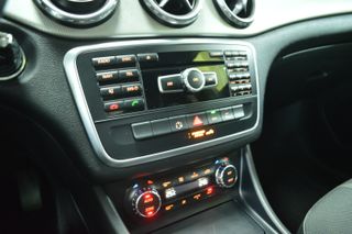 Mercedes-Benz GLA 200 CDI URBAN - 2015