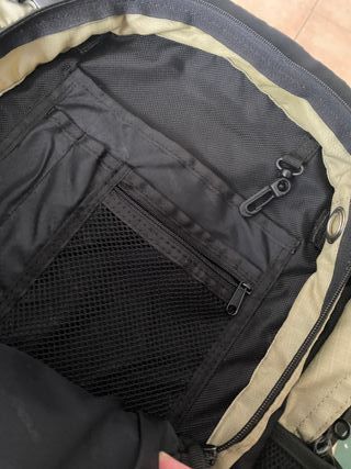 Mochila TARGUS acolchada para portátil, doc, drone