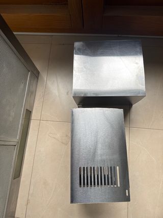 Campana extractora con luz, ASPES usada un año.