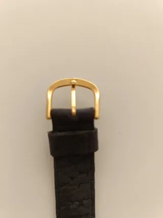 Reloj Lotus Quartz Dorado y correa azul marino