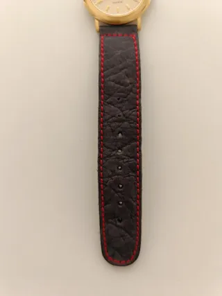 Reloj Lotus Quartz Dorado y correa azul marino