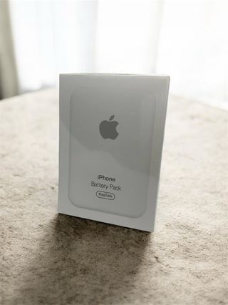 Apple iPhone Battery Pack MagSafe