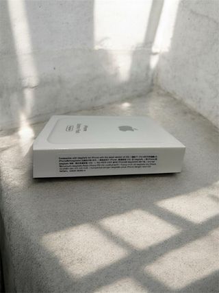 Apple iPhone Battery Pack MagSafe