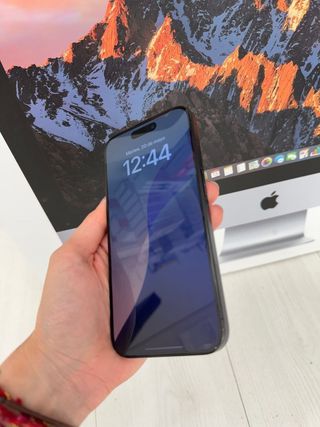 IPHONE 15 PRO MAX 1TB como nuevo