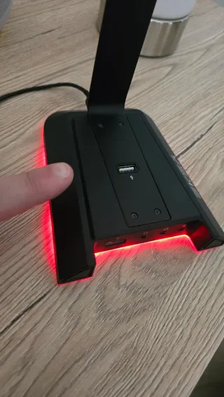 Supporto Cuffie Eksa RGB surround 7.1