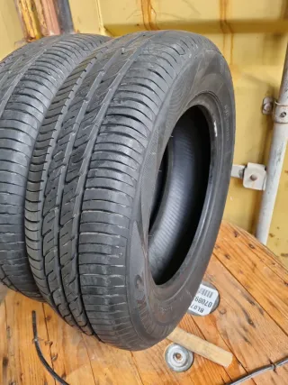 Se vende 2 Neumáticos en perfecto estado