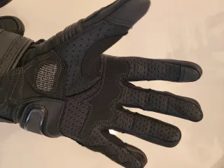 Guantes de moto nuevos de piel a estrenar
