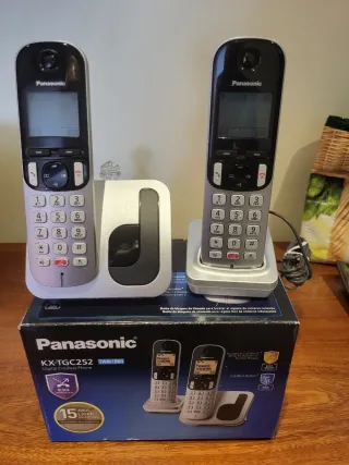 Teléfono Inalámbrico Panasonic KX-TGC252 Twin/Duo