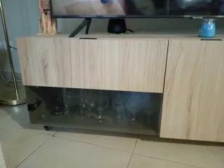 Mueble TV madera y cristal