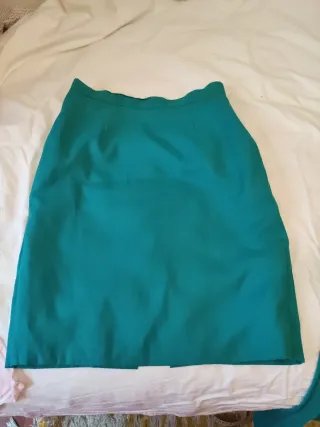 Traje chaqueta Sra. verde Tallaponec44 pero creo 4
