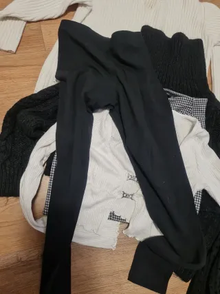 Lote Ropa Invierno básico blanco y negro XS