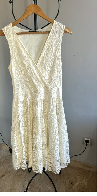 Vestido blanco encaje